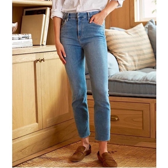 Frank & Eileen Denim - Frank & Eileen Derry Signature Slim Straight
Jeans